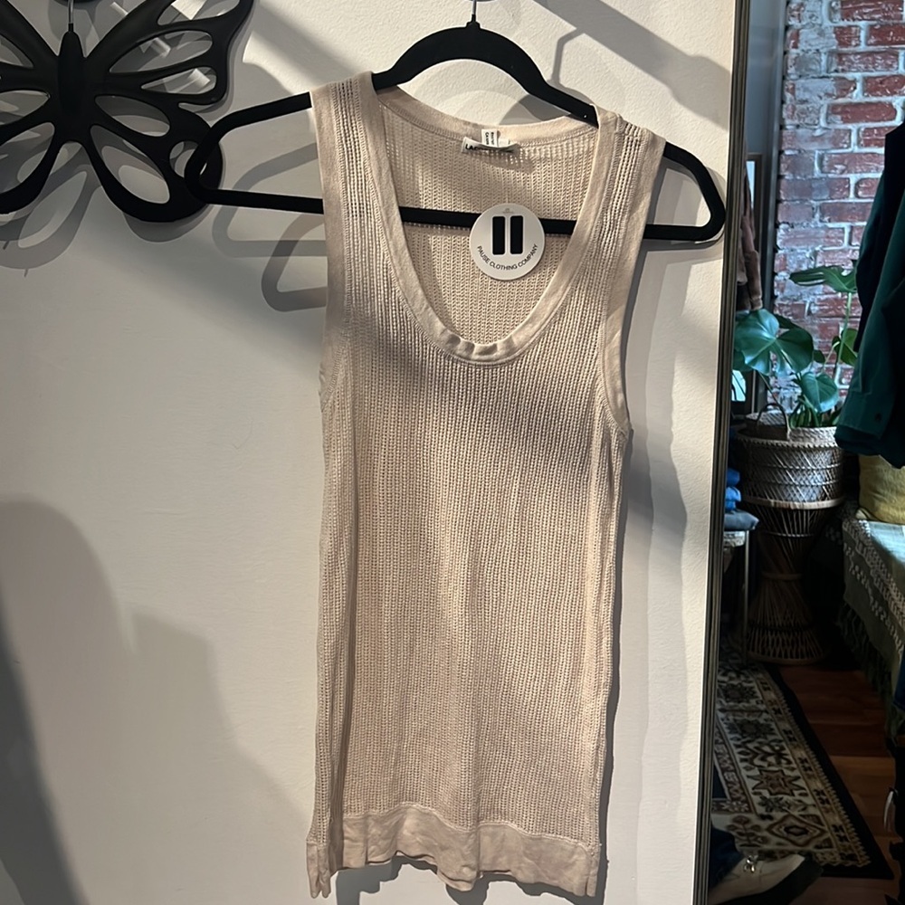Lacoste cotton netted tank top with long waist length *​